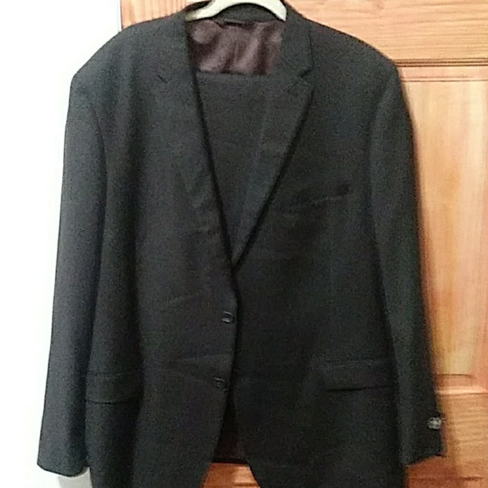 Ttwo peicce Caravelli (Brown) suit
